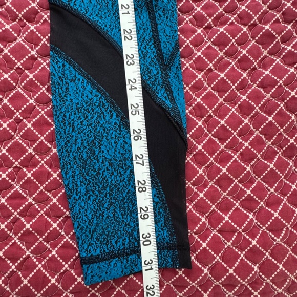 Lululemon Just Breathe yoga/workout tights - Picture 3 of 7